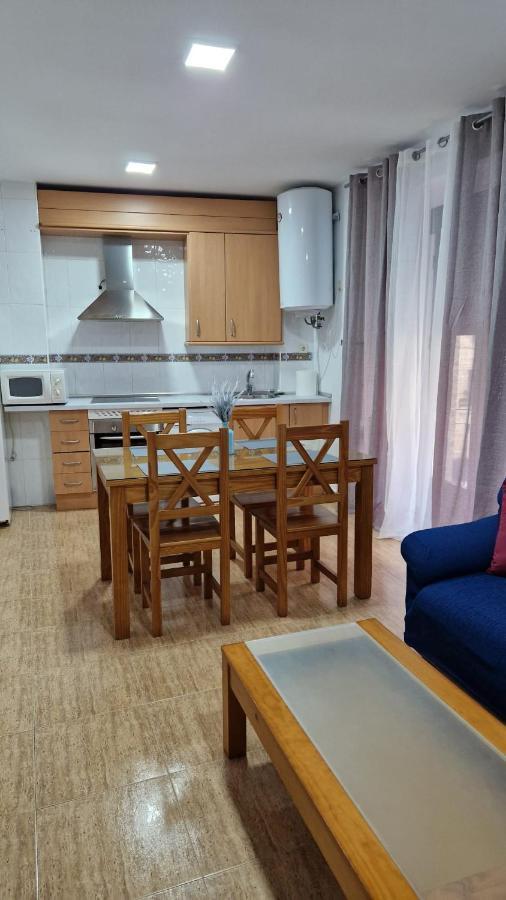 Apartamento Baeza Cozar 1 Lägenhet Exteriör bild